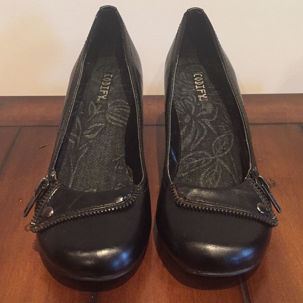 👣3 for $60 Mix & Match Deal👣. Stunning accents.